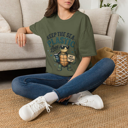 Keep the Sea Plastic Free | I'm Salty, Not Trashy Funny Sea Turtle T-Shirt Unisex Softstyle T-Shirt